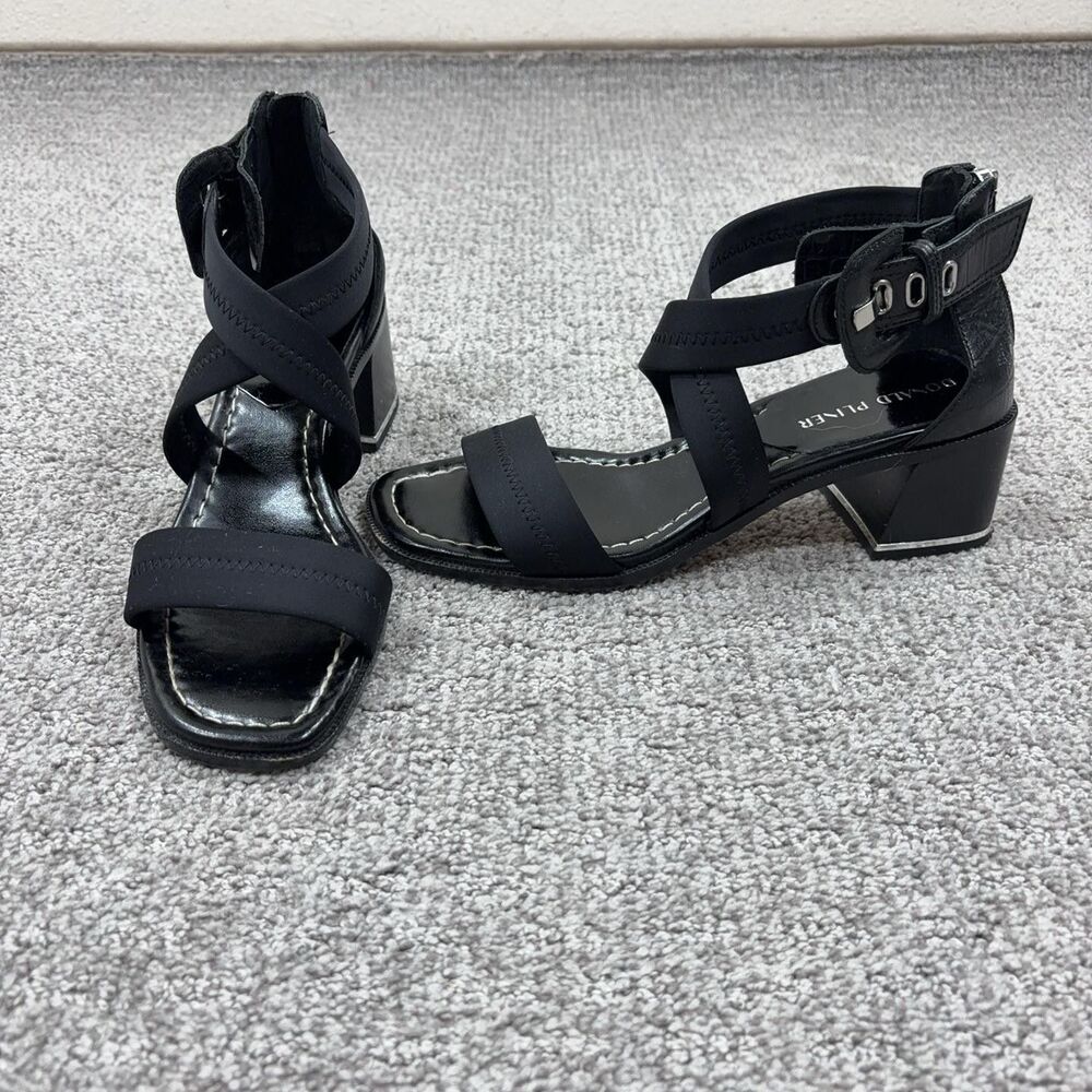 Donald Pliner Sandals Womens 9 Black Strappy Block Heel Zip Buckle Summer